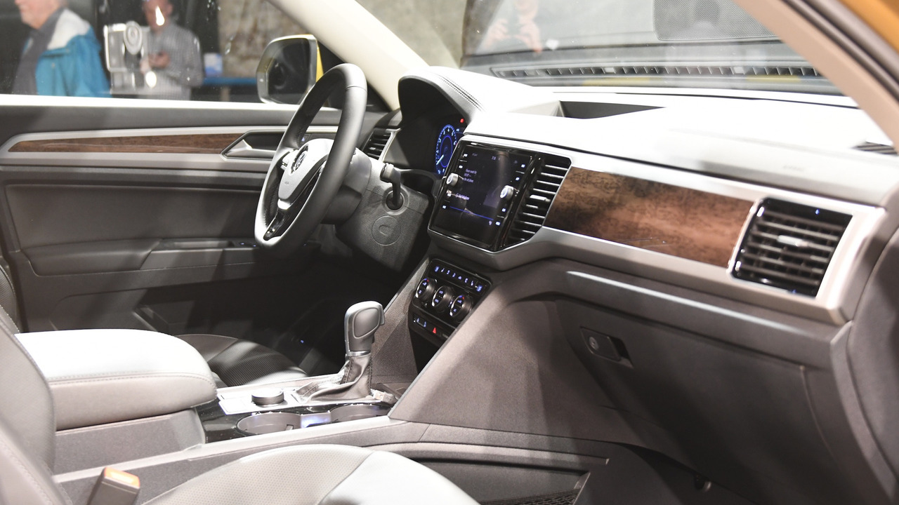 2018 Volkswagen Atlas: Live Reveal
