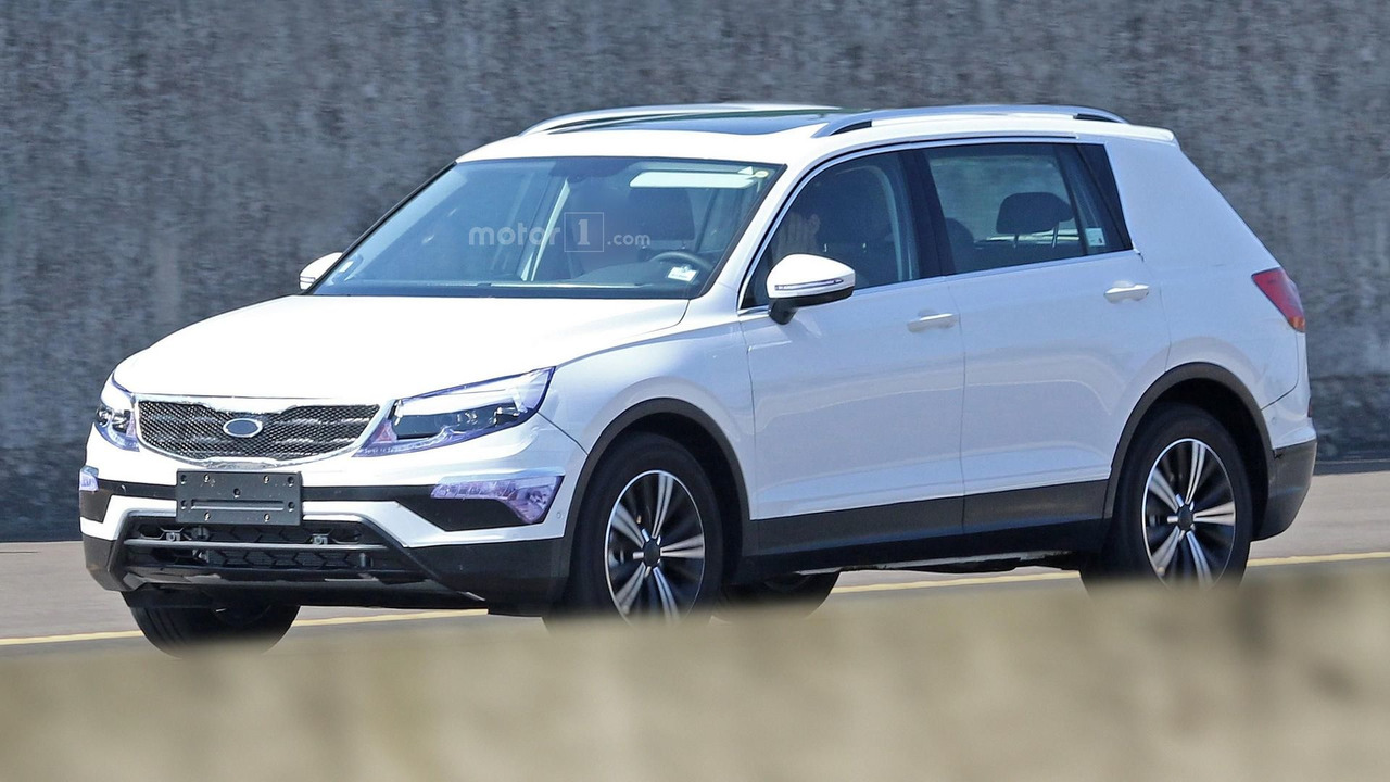 2017-volkswagen-tiguan-lwb-spy-photo.jpg