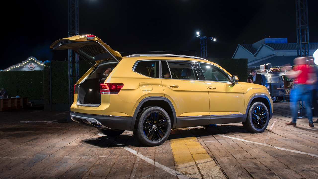 2018 Volkswagen Atlas: Live Reveal