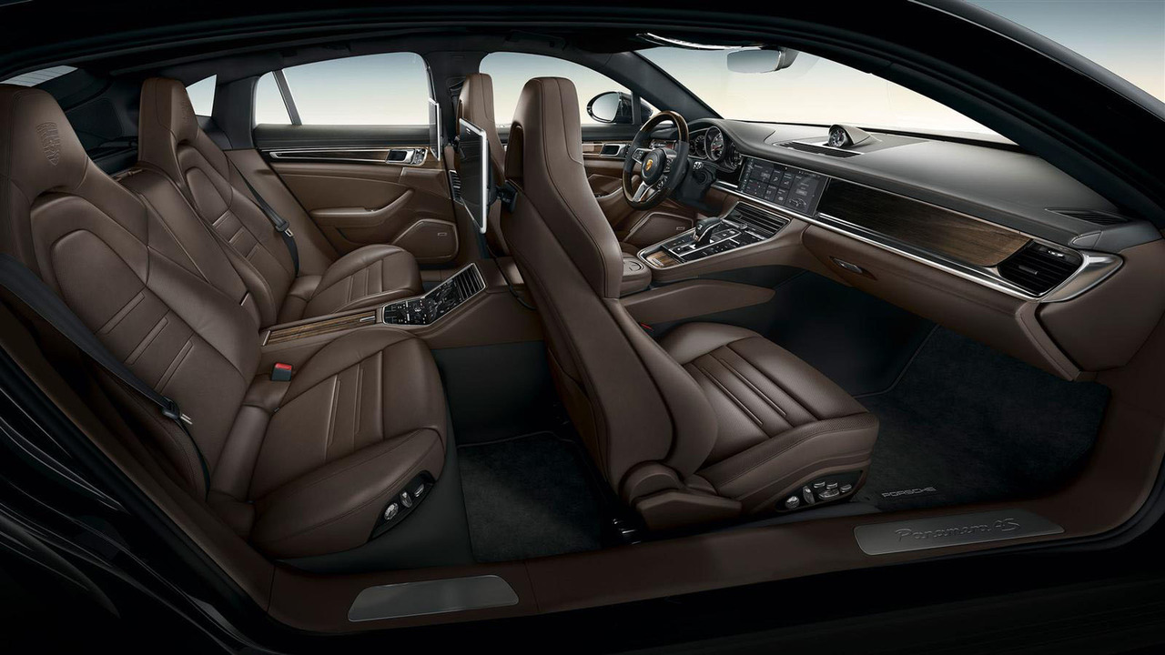 Porsche Panamera Exclusive