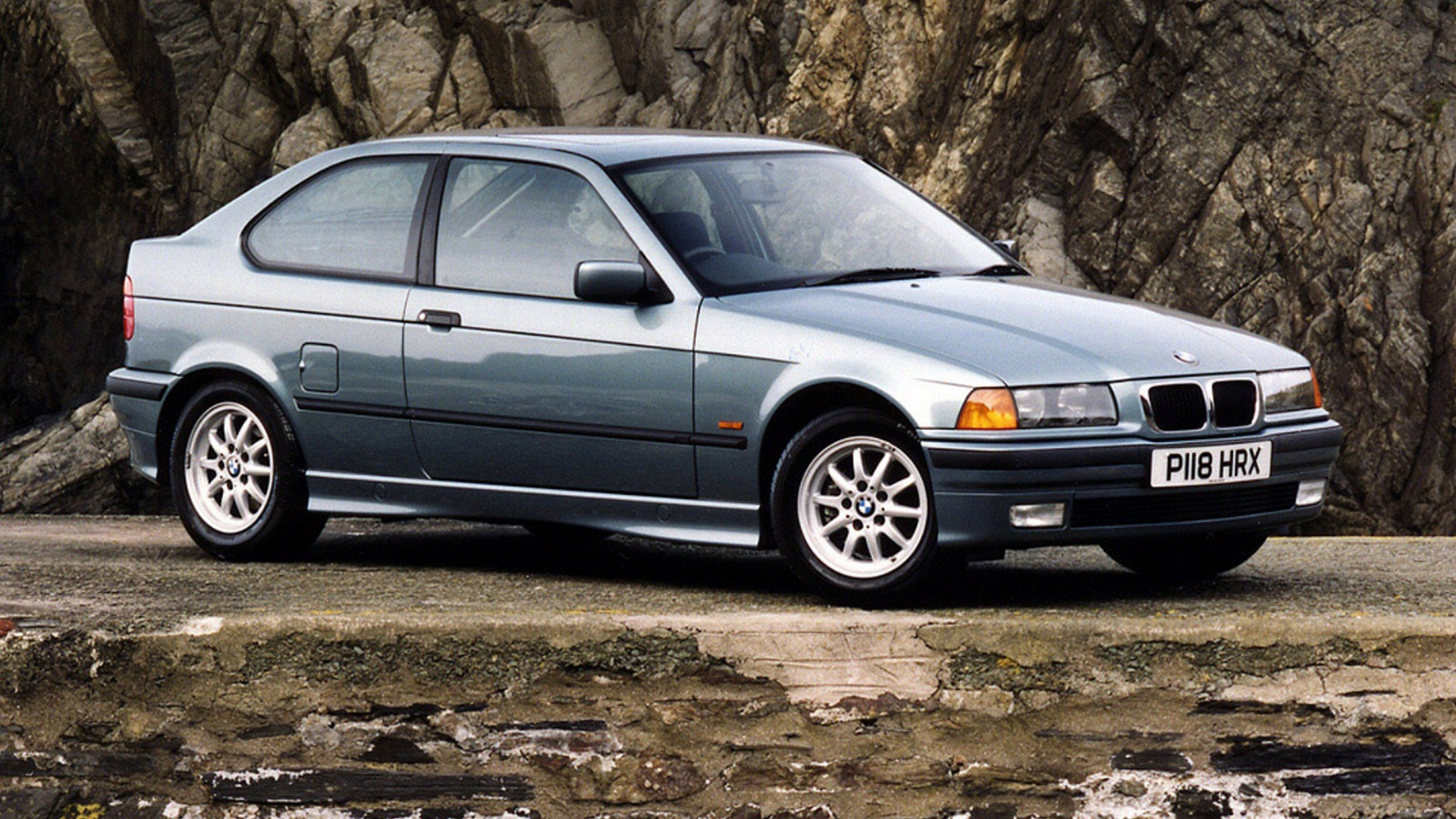 bmw-3-series-hatchback-compact.jpg