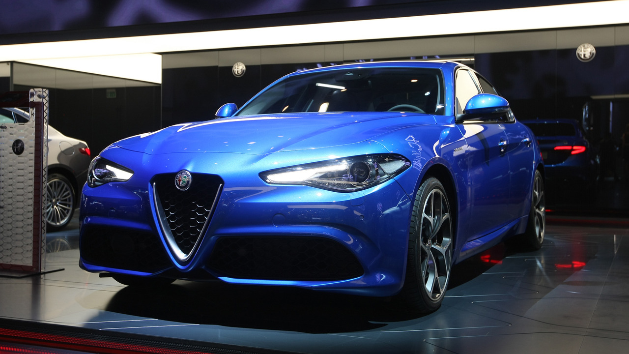 2016 Alfa Romeo Giulia Veloce Paris Motor Show