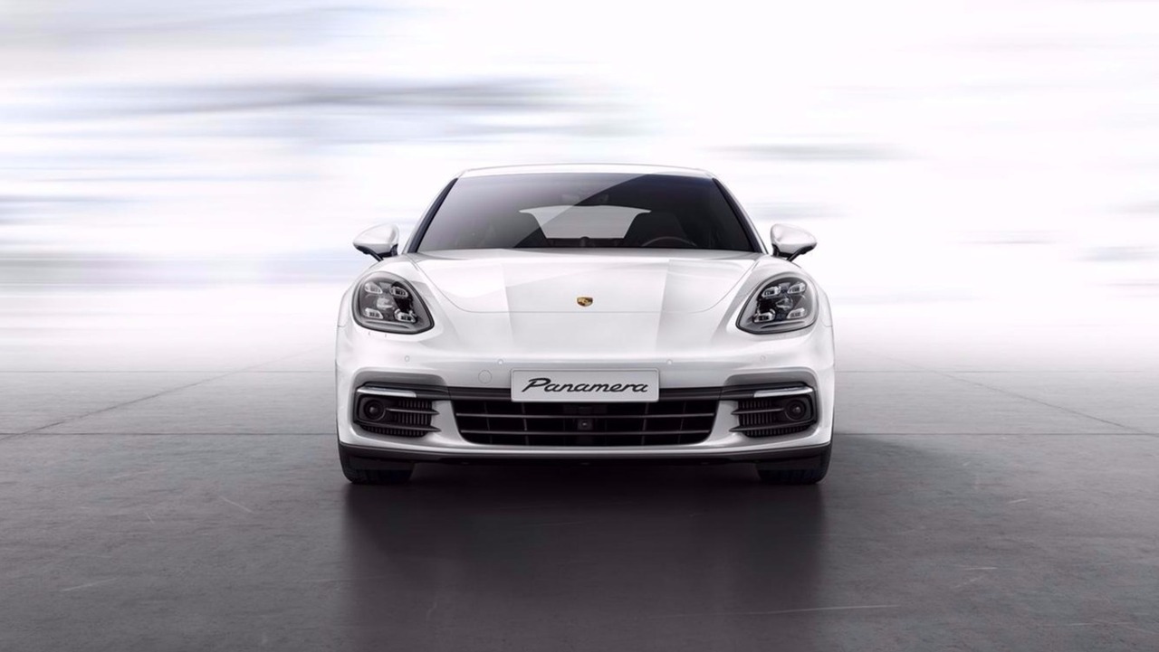 Porsche Panamera 4 E-Hybrid