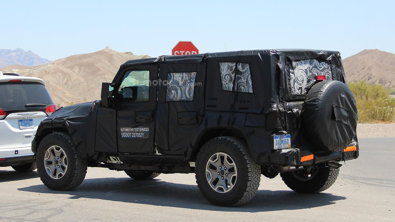 2018-jeep-wrangler-spy-photo.jpg