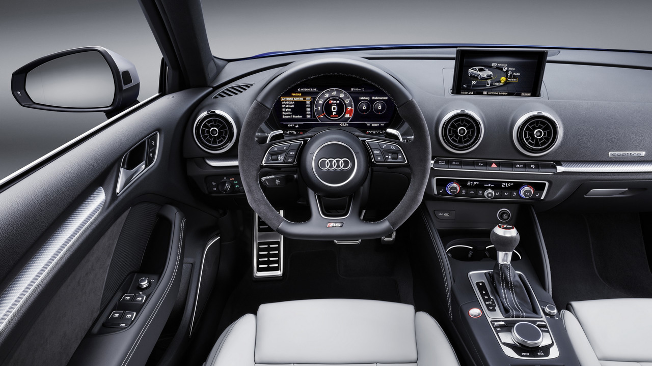 2017 Audi RS3 Sportback facelift