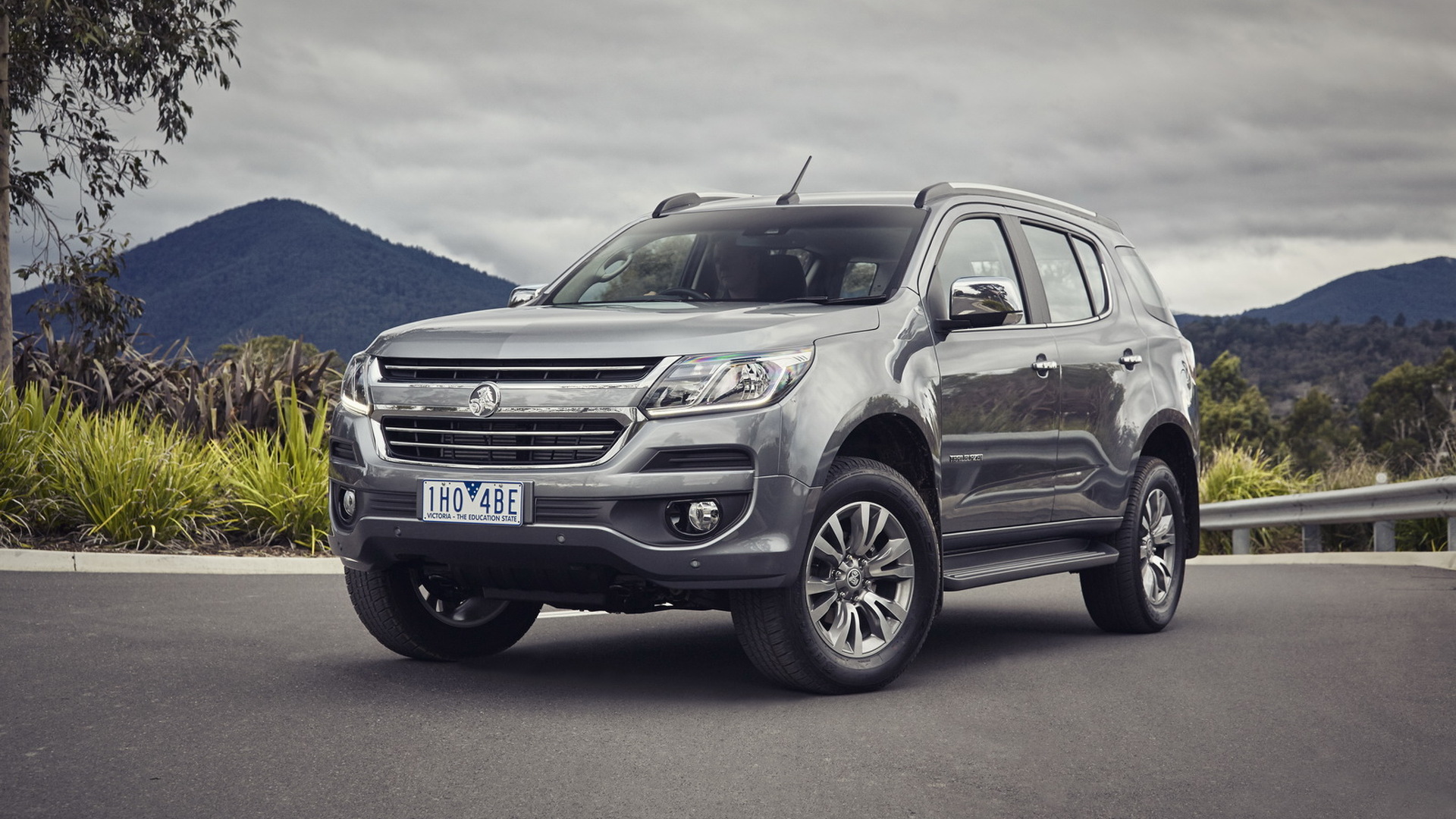 2017 Holden Trailblazer brings major upgrades, new name