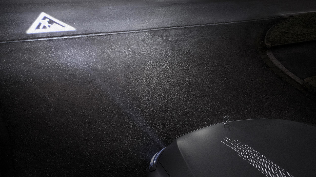Mercedes-Benz Digital Light Headlights