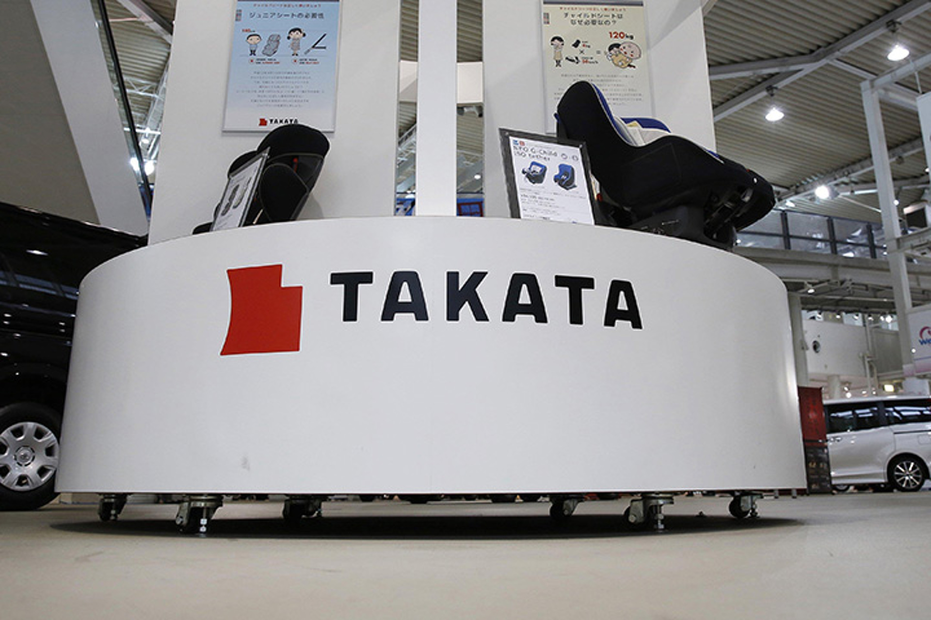 Truck carrying Takata airbag inflators explodes in Texas killing woman